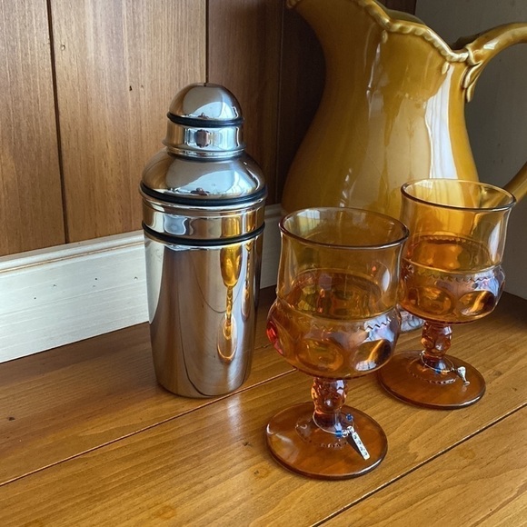 Oneida Cocktail Shaker Alcohol Cocktail Drink Mixer - Picture 2 of 8